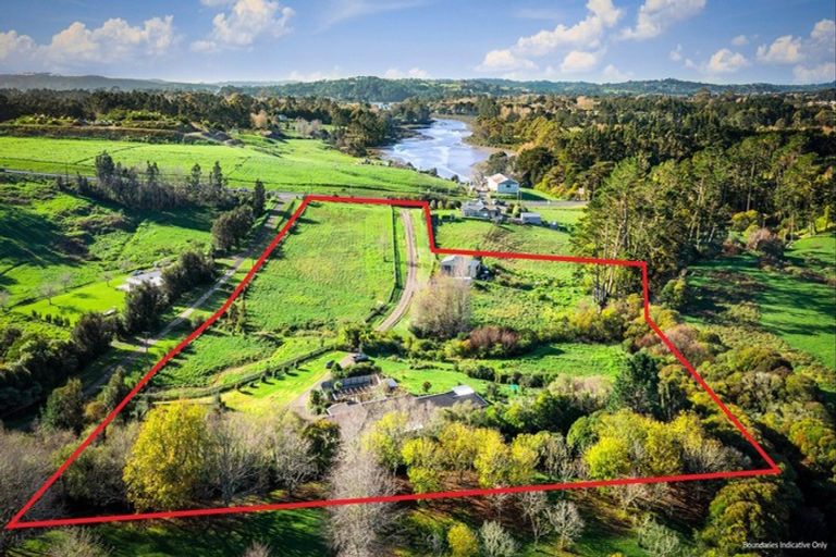 Photo of property in 238a State Highway 16, Kumeu, 0892