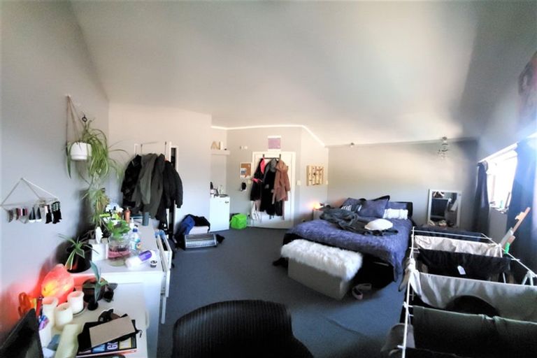 Photo of property in 4/5 Hopper Street, Mount Cook, Wellington, 6011