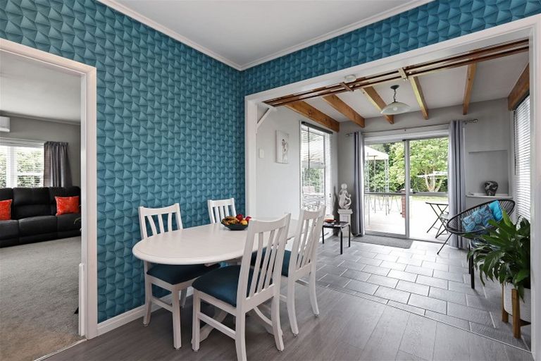 Photo of property in 33 Elliott Crescent, Havelock North, 4130