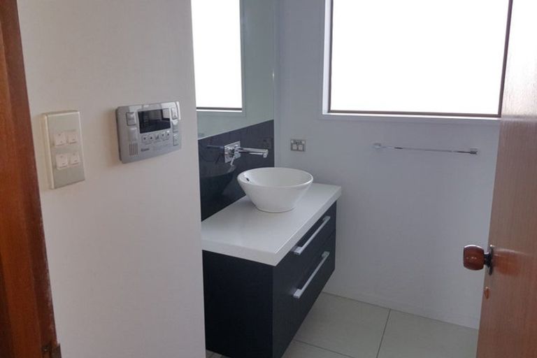 Photo of property in 5 High Street, Mosgiel, 9024