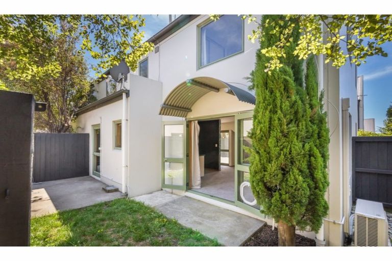 Photo of property in 1/11 Crohane Place, Addington, Christchurch, 8024