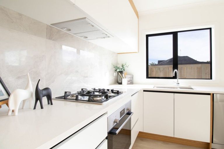 Photo of property in 2/47 Chedworth Avenue, Chedworth, Hamilton, 3210