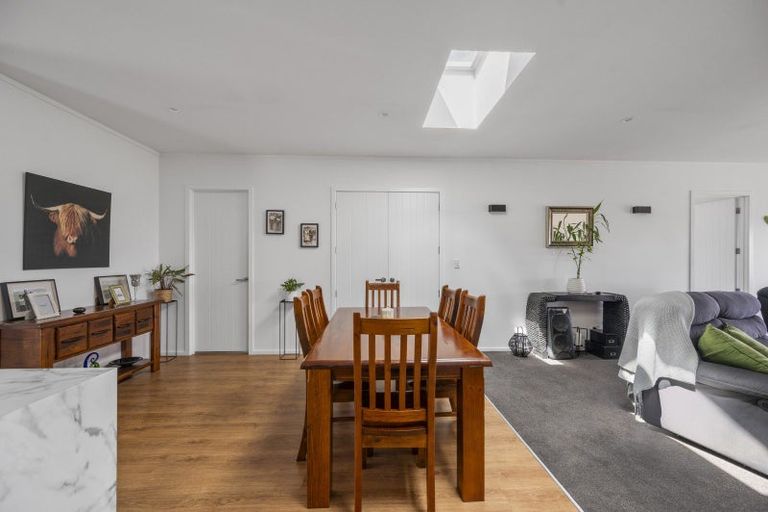 Photo of property in 49 Seafield Road, Eskdale, Napier, 4182