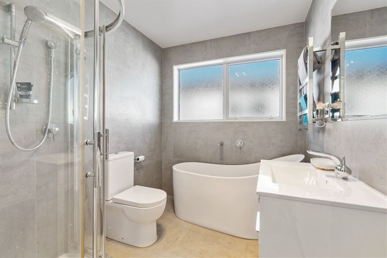 Photo of property in 10 Calcite Avenue, Flat Bush, Auckland, 2019