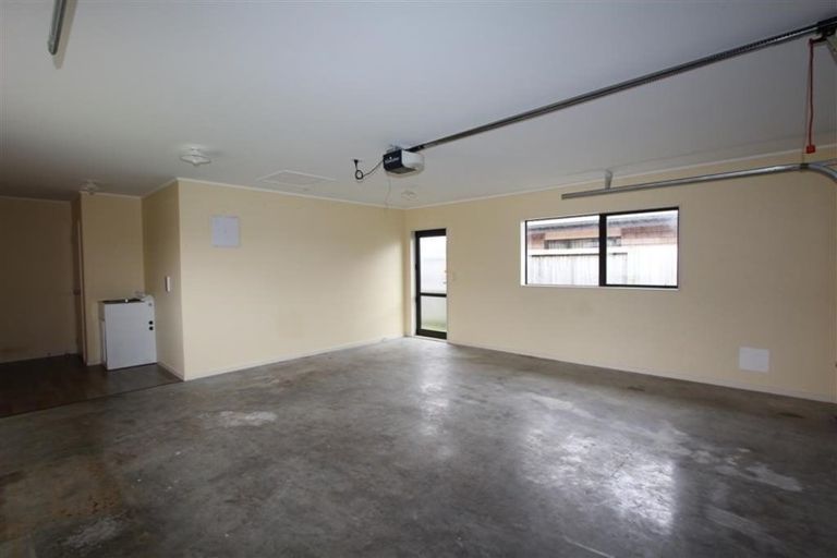 Photo of property in 32 Chesham Street, Rototuna North, Hamilton, 3210