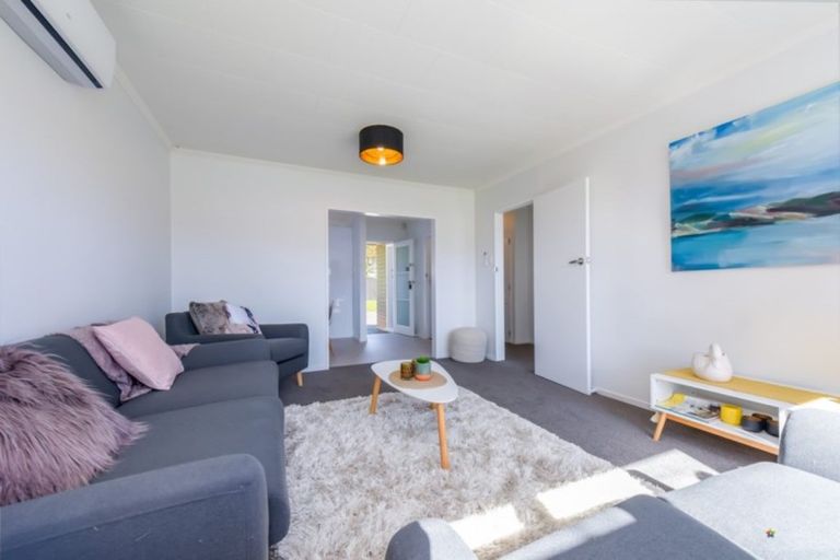 Photo of property in 14 Ruthven Road, Wainuiomata, Lower Hutt, 5014
