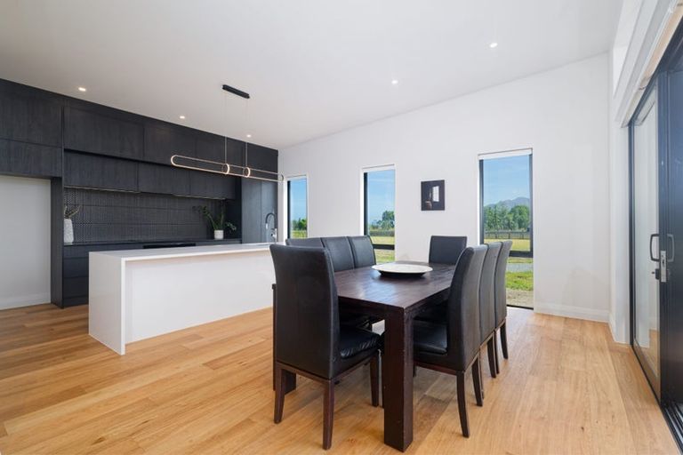 Photo of property in 23 Te Ao Wharepapa Lane, Peketa, 7373