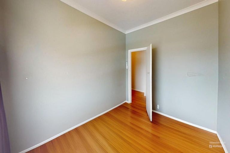 Photo of property in 24 Read Street, Levin, 5510