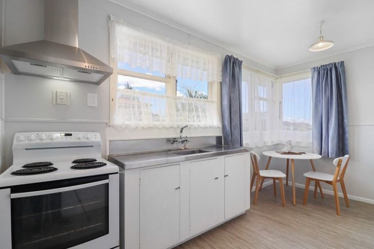 Photo of property in 2 Sain Crescent, Morrinsville, 3300