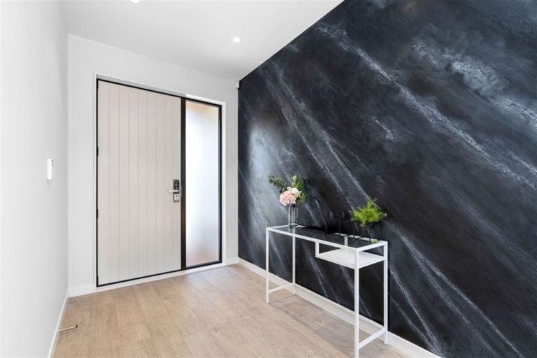 Photo of property in 2 Takurua Terrace, Orewa, 0931