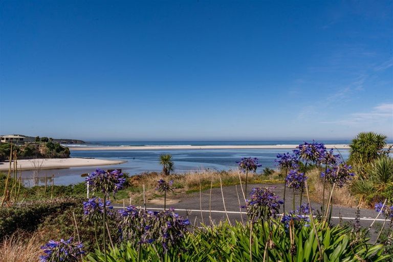 Photo of property in 1390 Taieri Mouth Road, Taieri Mouth, Brighton, 9091