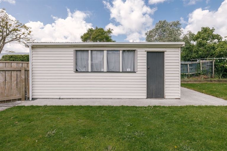 Photo of property in 52 Holdsworth Avenue, Milson, Palmerston North, 4414