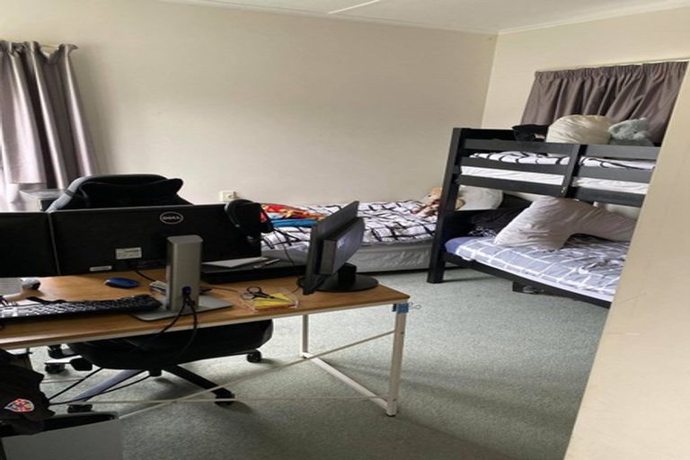 Photo of property in 52 Claude Street, Fairfield, Hamilton, 3214