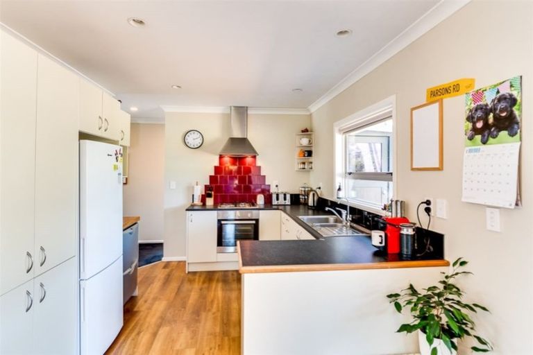 Photo of property in 12 Parsons Road, Meeanee, Napier, 4112