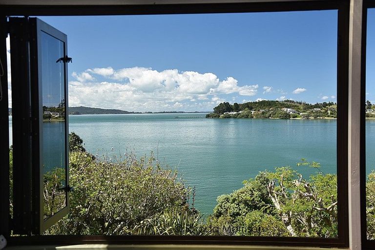 Photo of property in 14 Moana Road, Tinopai, 0593