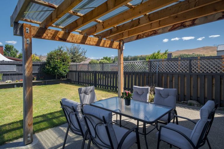 Photo of property in 10 Onslow Road, Lake Hayes, Queenstown, 9304