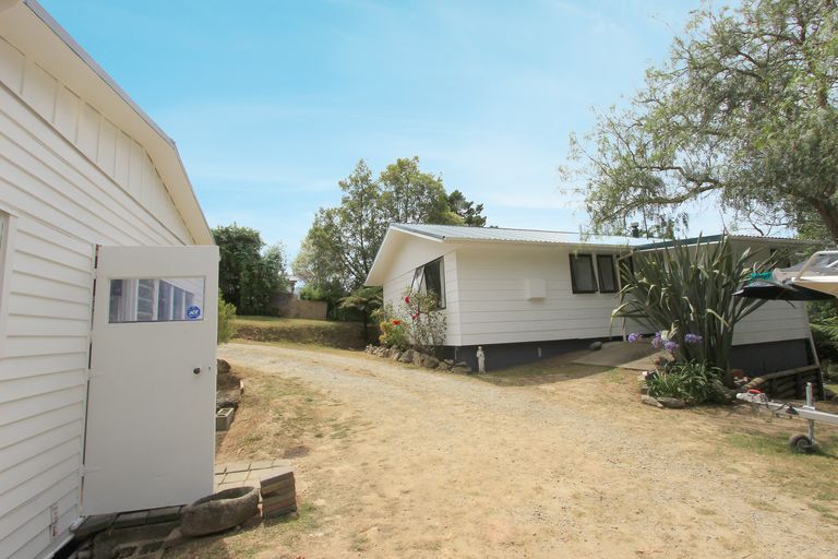 Photo of property in 22 Main Road, Havelock, 7100