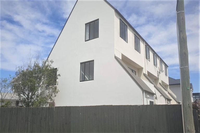Photo of property in 2/477 Madras Street, St Albans, Christchurch, 8014
