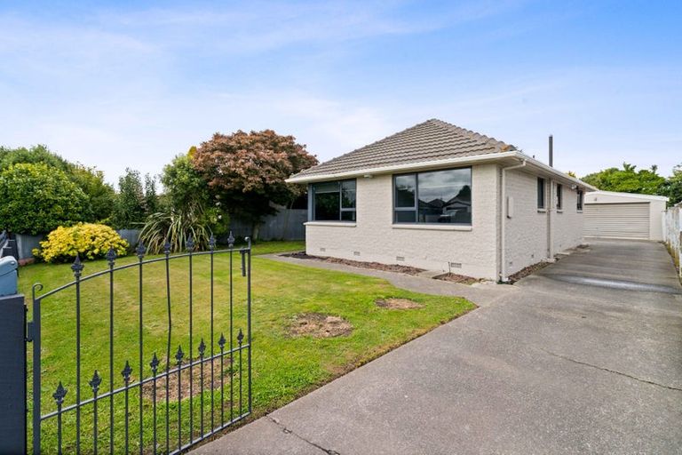 Photo of property in 84 Foremans Road, Islington, Christchurch, 8042