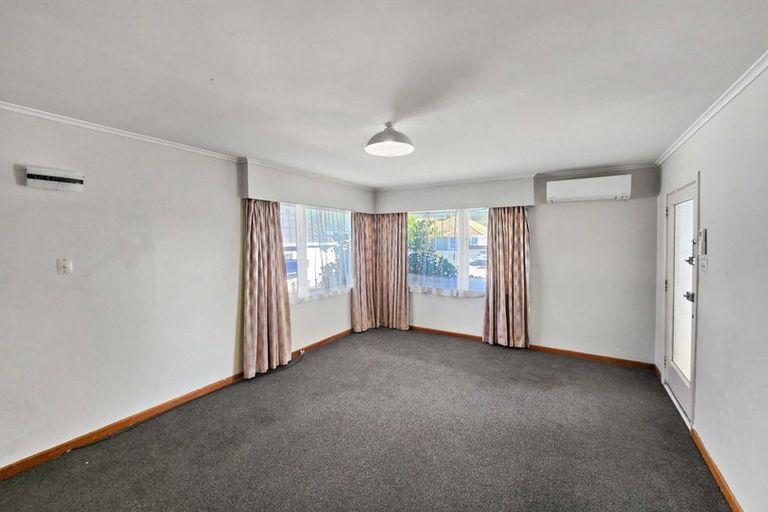 Photo of property in 25a Stamford Grove, Avalon, Lower Hutt, 5011