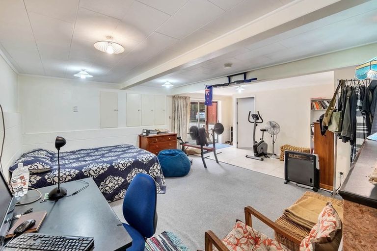 Photo of property in 11 Chequers Avenue, Glenfield, Auckland, 0629