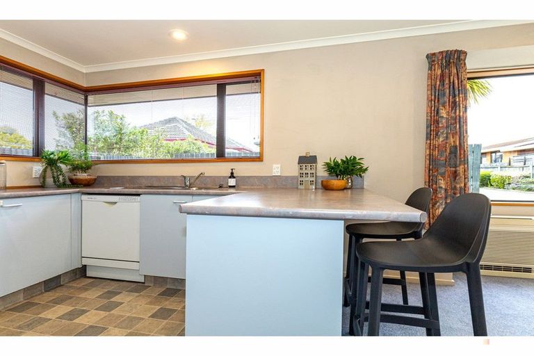 Photo of property in 2/150 North Street, West End, Timaru, 7910