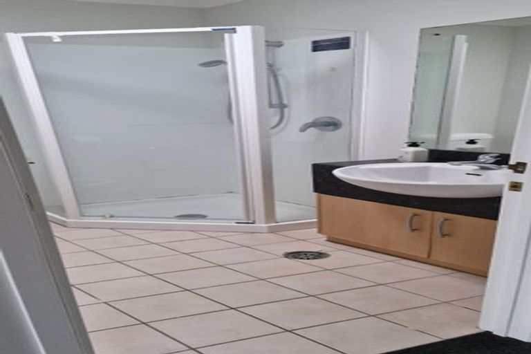 Photo of property in 11/97b Mokoia Road, Birkenhead, Auckland, 0626