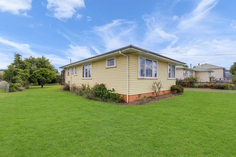 Photo of property in 55 Grey Street, Woodville, 4920