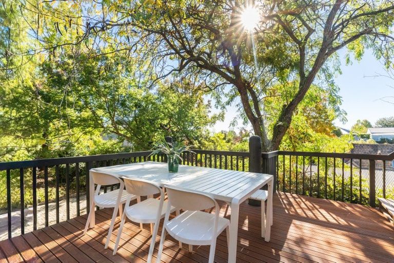 Photo of property in 25 Muritai Crescent, Havelock North, 4130