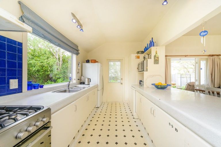 Photo of property in 24 Ranfurly Street, Hokowhitu, Palmerston North, 4410