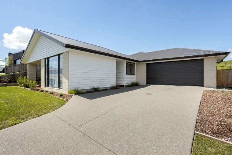 Photo of property in 22 Stingray Drive, Omokoroa, 3114