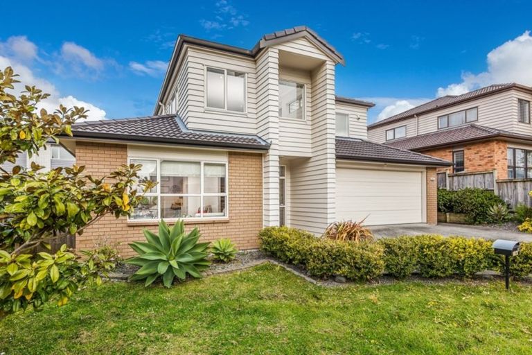 Photo of property in 41 Terrasini Drive, Flat Bush, Auckland, 2019