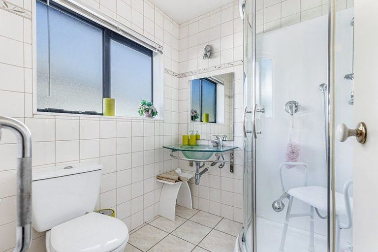 Photo of property in 4 Wiseley Road, Hobsonville, Auckland, 0618