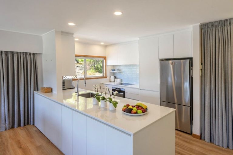 Photo of property in 77 Spencer Street, Crofton Downs, Wellington, 6035