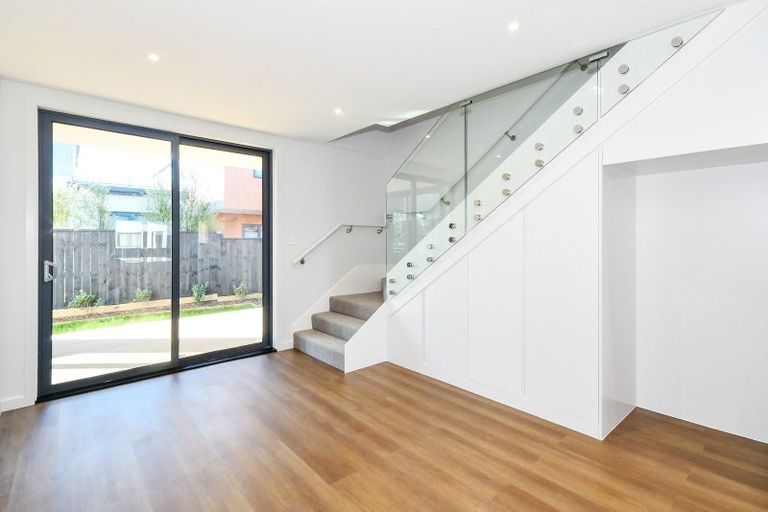 Photo of property in 30 Farranfore Road, Opaheke, 2113