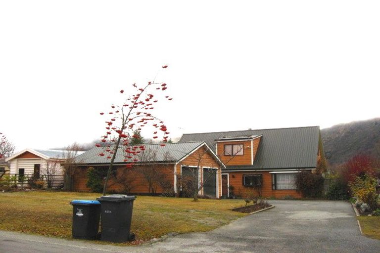 Photo of property in 65 Adamson Drive, Arrowtown, 9302