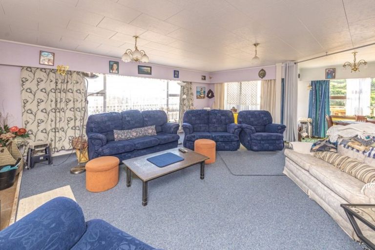 Photo of property in 93 Mount View Road, Bastia Hill, Whanganui, 4500