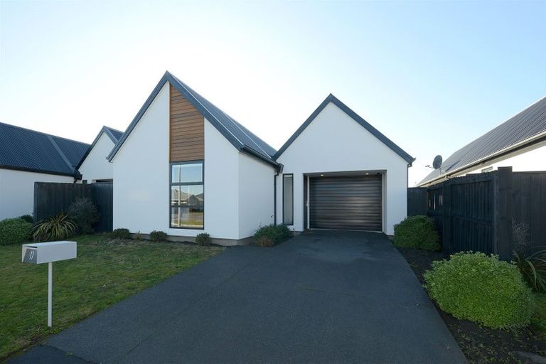 Photo of property in 11 Berg Way, Belfast, Christchurch, 8051
