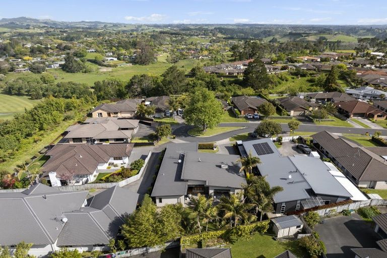 Photo of property in 35 Bellbird Rise, Pyes Pa, Tauranga, 3112