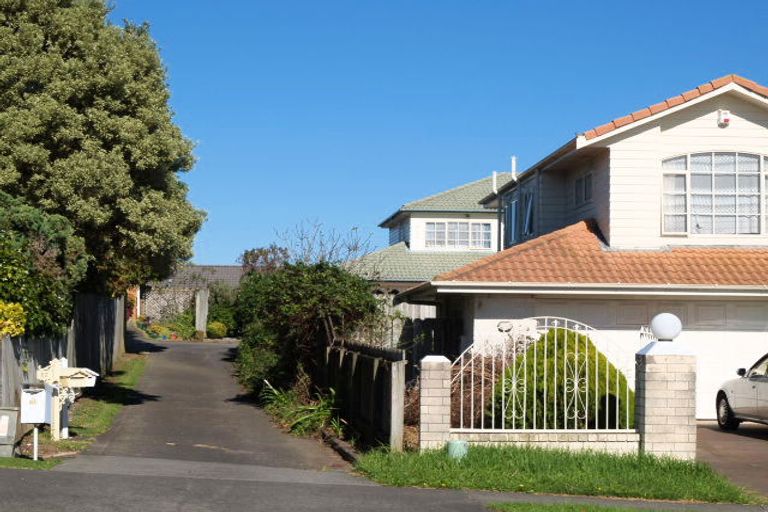 Photo of property in 2/62 Orangewood Drive, Northpark, Auckland, 2013