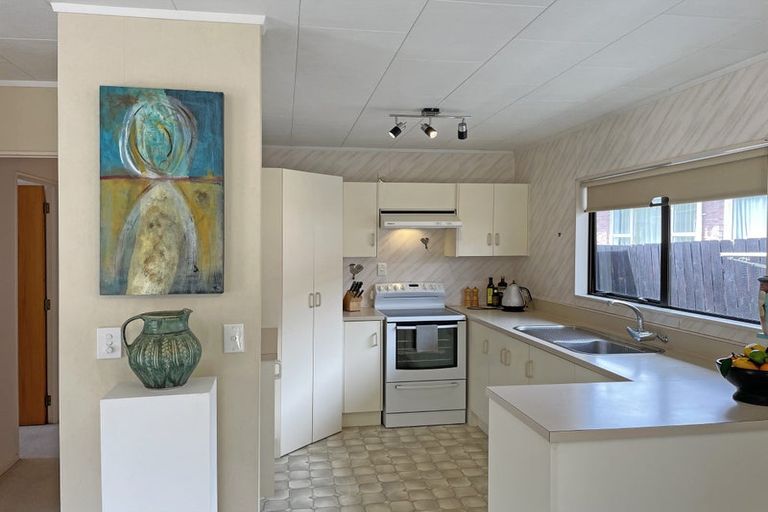 Photo of property in 16 North Street, Woodhill, Whangarei, 0110