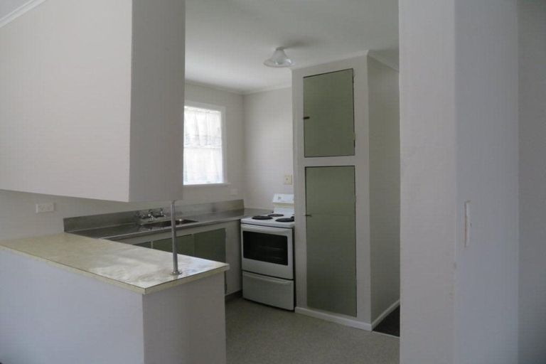 Photo of property in 1/52 Cruickshank Road, Clouston Park, Upper Hutt, 5018