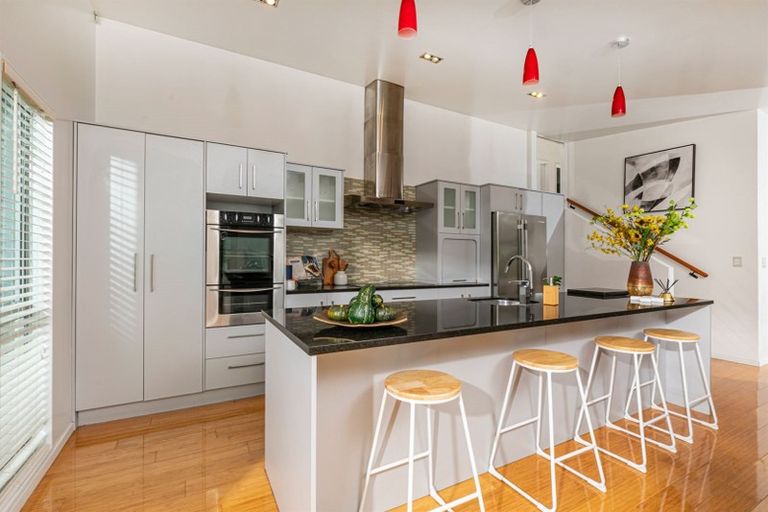 Photo of property in 9 Gerda Place, Ranui, Auckland, 0612