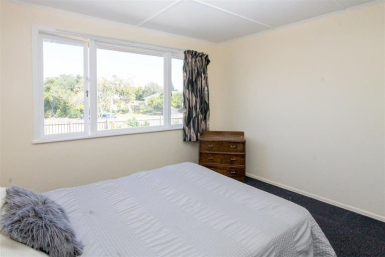 Photo of property in 11 Clyde Street, Utuhina, Rotorua, 3015