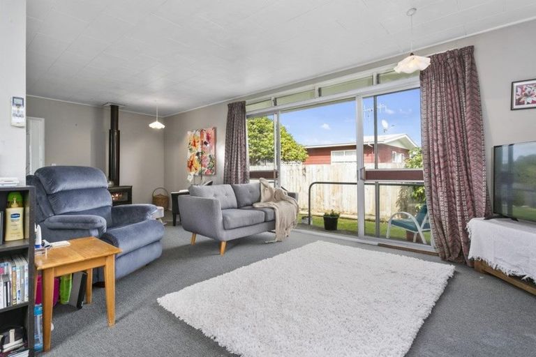 Photo of property in 21 Kennedy Drive, Putaruru, 3411