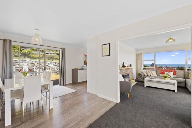 Photo of property in 12 Havelock Place, Blagdon, New Plymouth, 4310