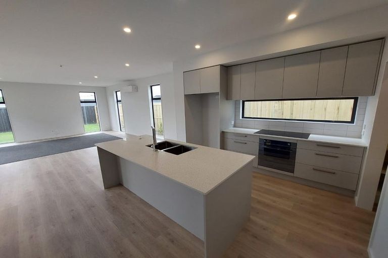 Photo of property in 124 Claridges Road, Casebrook, Christchurch, 8051