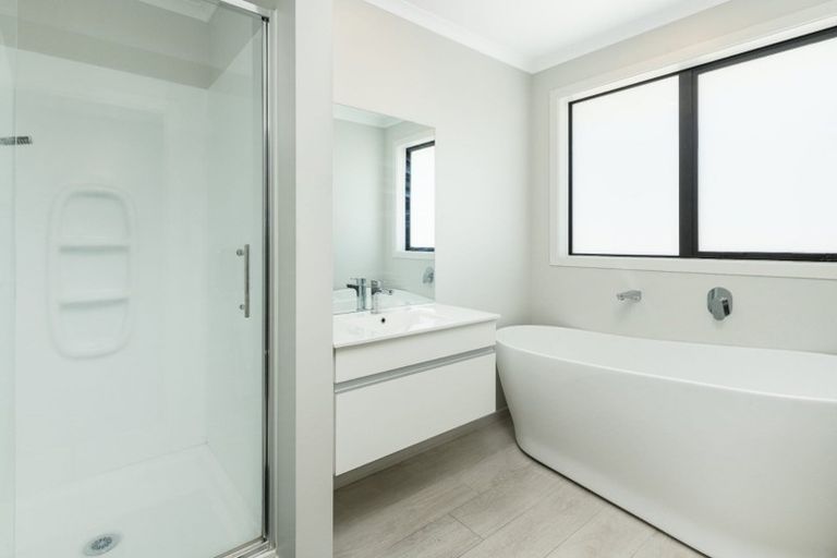 Photo of property in 54 Puhirake Crescent, Pyes Pa, Tauranga, 3112