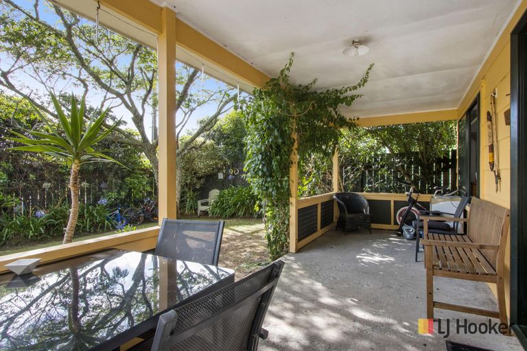 Photo of property in 50 Hillview Road, Waihi Beach, 3611