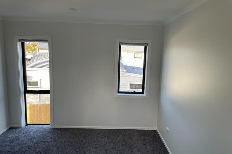 Photo of property in 2/54 Wellington Street, Howick, Auckland, 2014